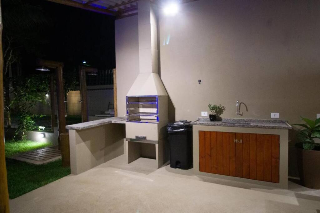 Novo-refugio Do Arquiteto - Casa Coqueiro, 4 Minutos Caminhando Ate A *