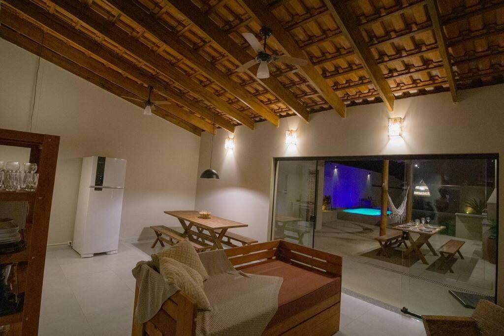 Novo-refugio Do Arquiteto - Casa Coqueiro, 4 Minutos Caminhando Ate A Holiday home *
